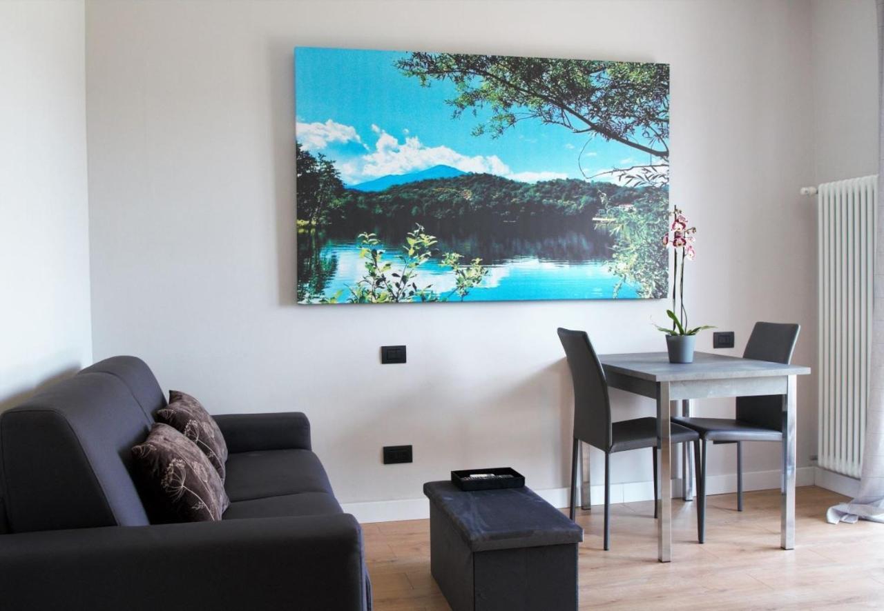 7 Lakes Aparthotel Burolo Esterno foto