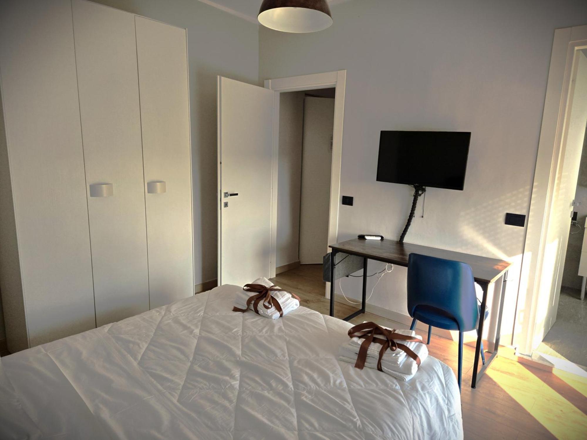 7 Lakes Aparthotel Burolo Esterno foto